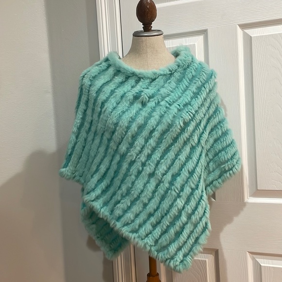 Wilsons leather maxima genuine rabbit fur cape shawl poncho green one size women